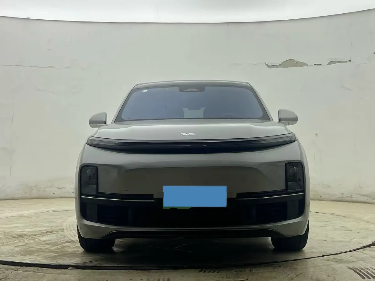 2023 Li L8 Range Extended 154HP REEV 40.9KWH,autocango,china used car exporter,china ev exporter,chinese used car exporter,chinese used ev exporter