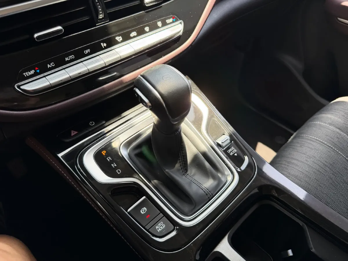 2023 GAC Trumpchi M6 1.5T 177HP L4 7DCT,autocango,china used car exporter,china ev exporter,chinese used car exporter,chinese used ev exporter