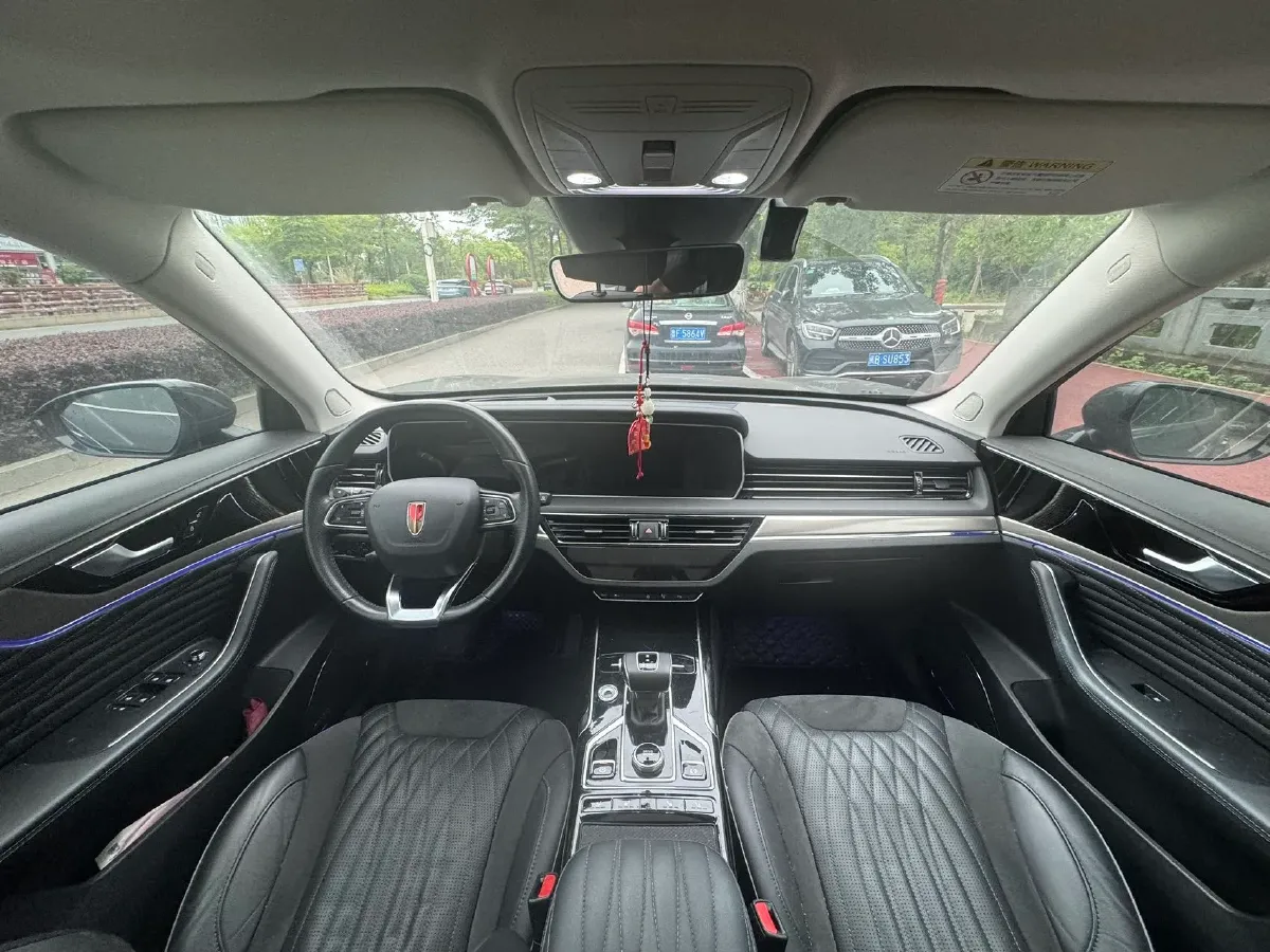 2022 HongQi HS5 2.0T 224HP L4 6AT,autocango,china used car exporter,china ev exporter,chinese used car exporter,chinese used ev exporter