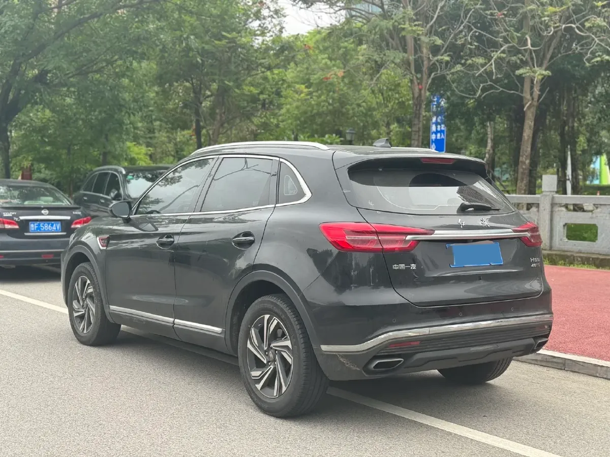 2022 HongQi HS5 2.0T 224HP L4 6AT,autocango,china used car exporter,china ev exporter,chinese used car exporter,chinese used ev exporter