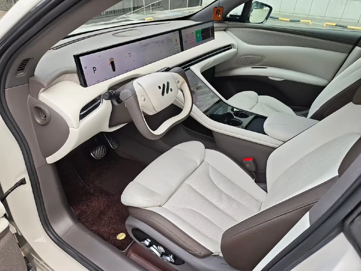 2023 IM LS7 BEV 90KWH,autocango,china used car exporter,china ev exporter,chinese used car exporter,chinese used ev exporter