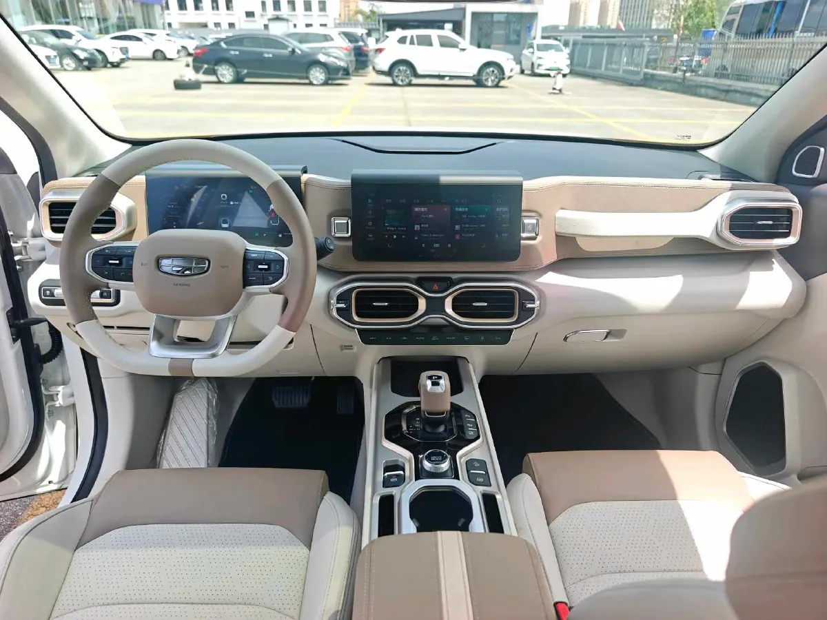 2020 Geely ICON 1.5T 177HP L3 7DCT,autocango,china used car exporter,china ev exporter,chinese used car exporter,chinese used ev exporter
