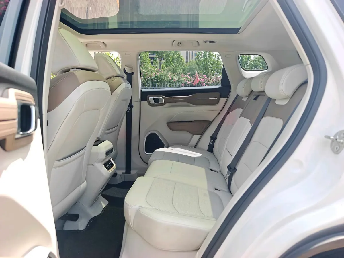 2020 Geely ICON 1.5T 177HP L3 7DCT,autocango,china used car exporter,china ev exporter,chinese used car exporter,chinese used ev exporter