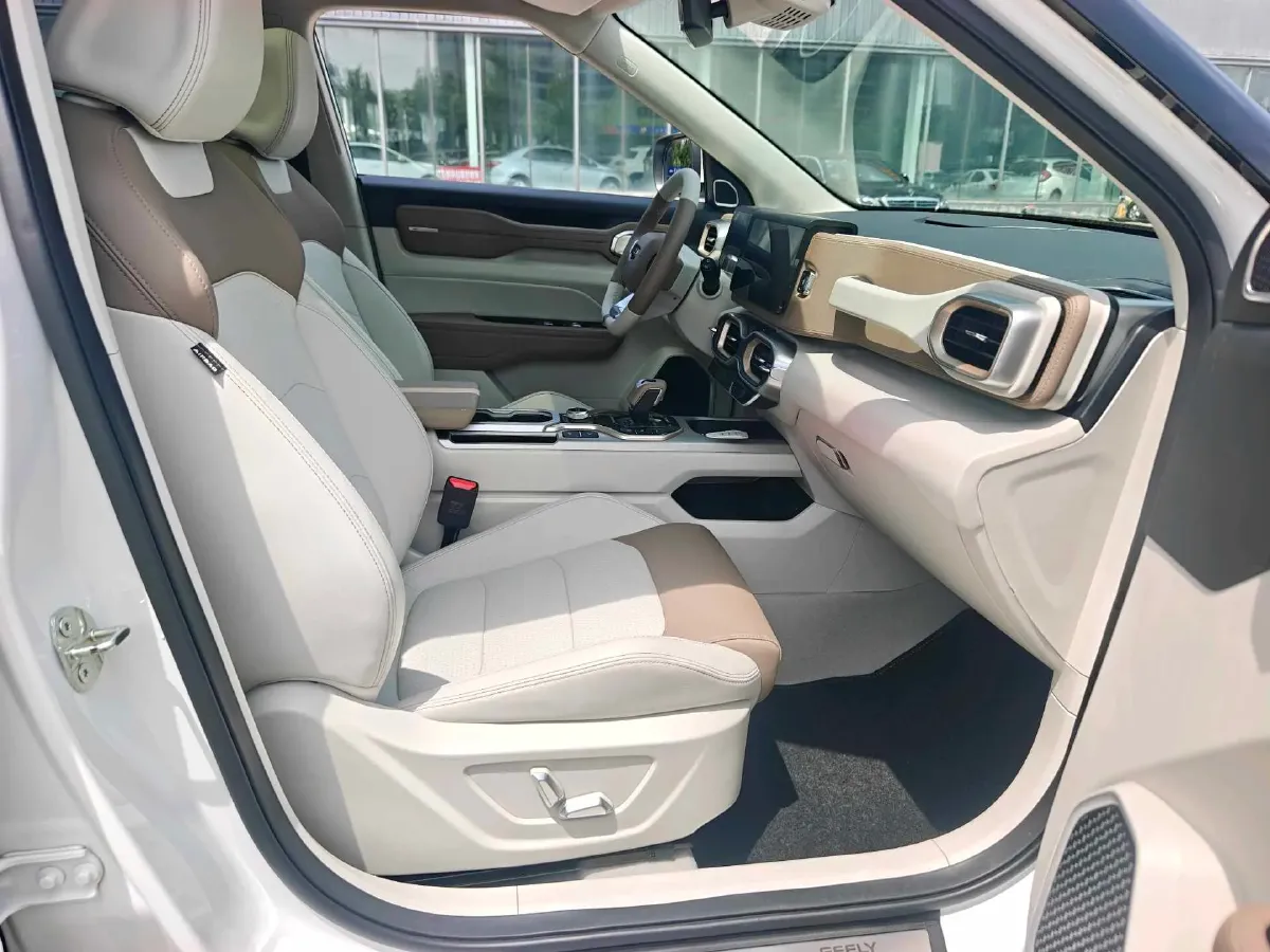 2020 Geely ICON 1.5T 177HP L3 7DCT,autocango,china used car exporter,china ev exporter,chinese used car exporter,chinese used ev exporter