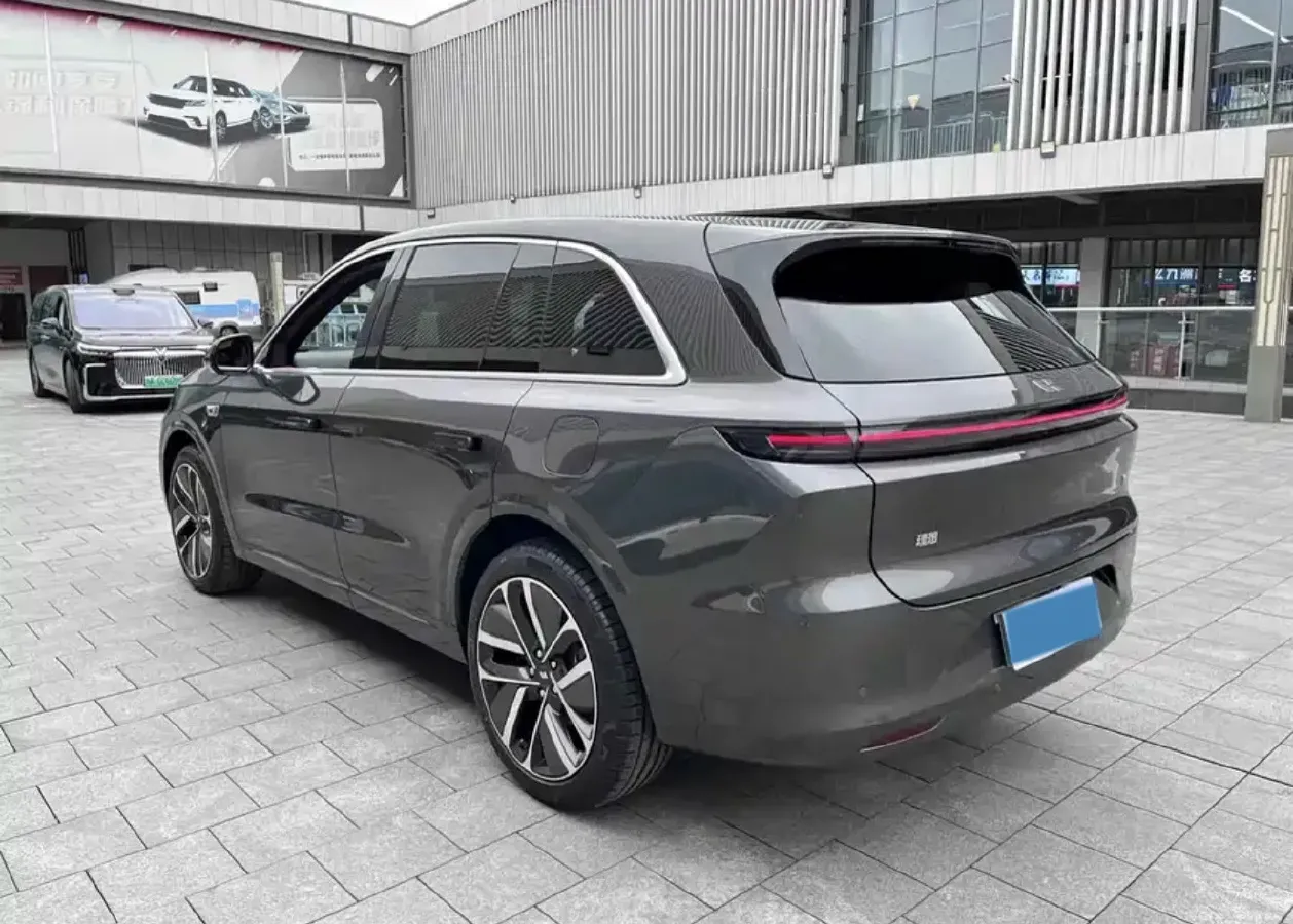 2024 Li L6 Range Extended 154HP L4 REEV 36.8KWH,autocango,china used car exporter,china ev exporter,chinese used car exporter,chinese used ev exporter
