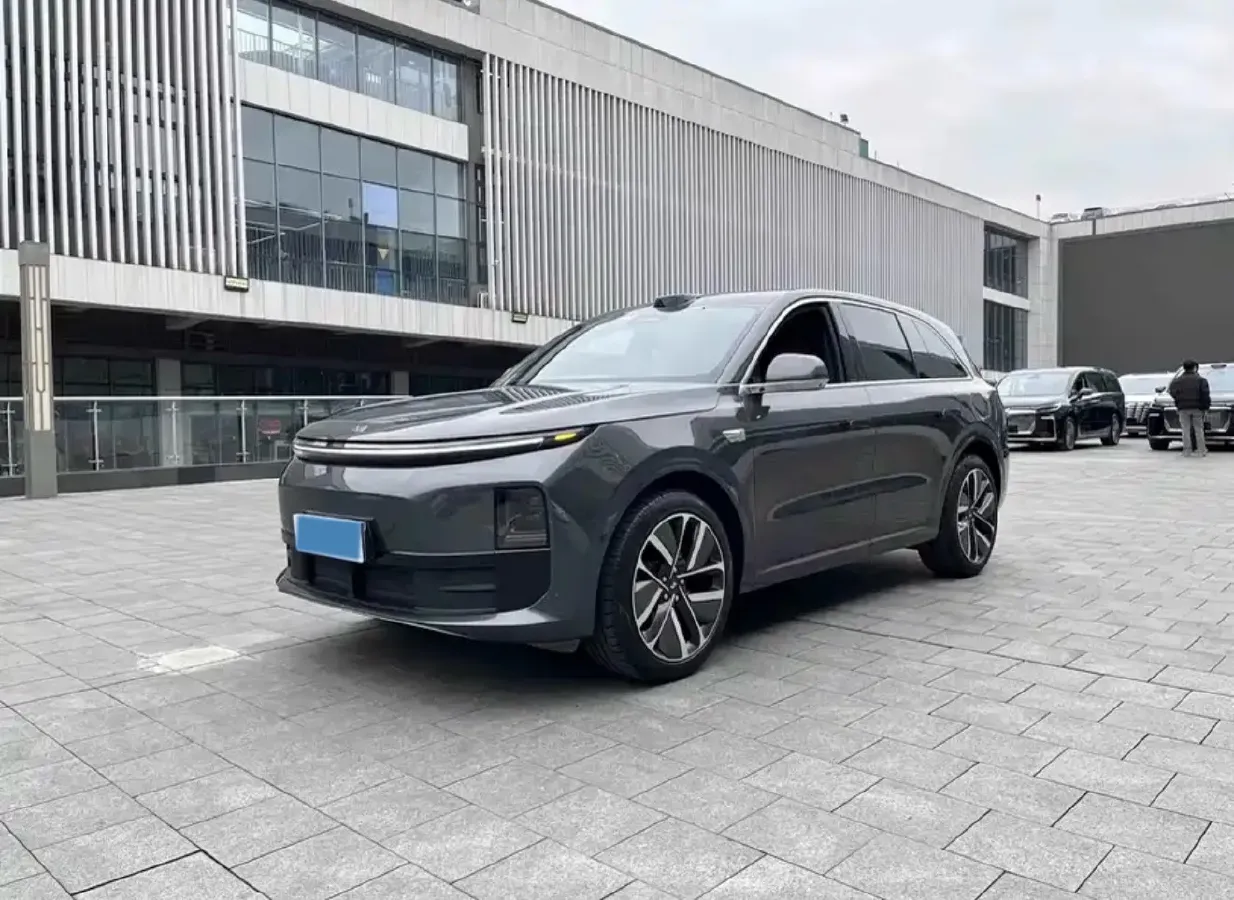 2024 Li L6 Range Extended 154HP L4 REEV 36.8KWH,autocango,china used car exporter,china ev exporter,chinese used car exporter,chinese used ev exporter