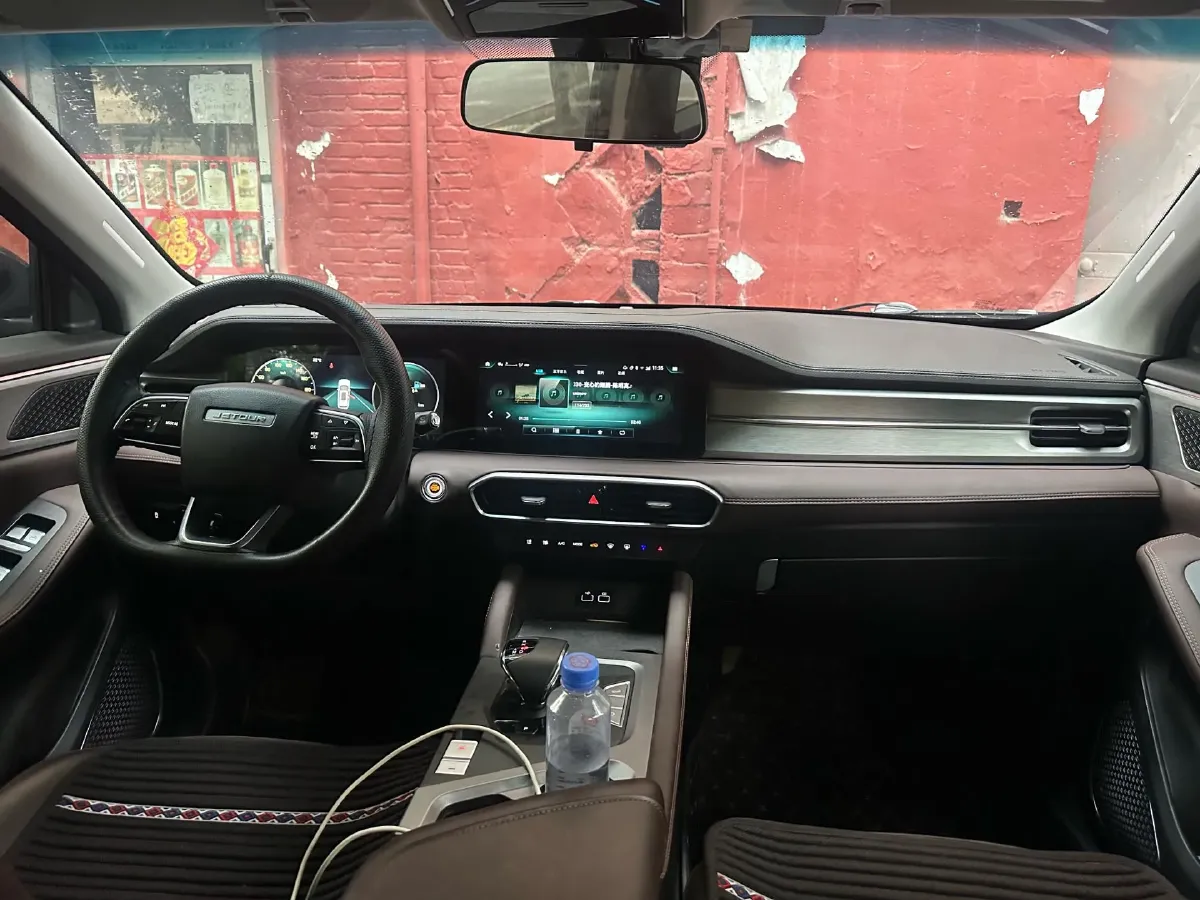 2023 Jetour X90 Plus 1.6T 197HP L4 7DCT,autocango,china used car exporter,china ev exporter,chinese used car exporter,chinese used ev exporter