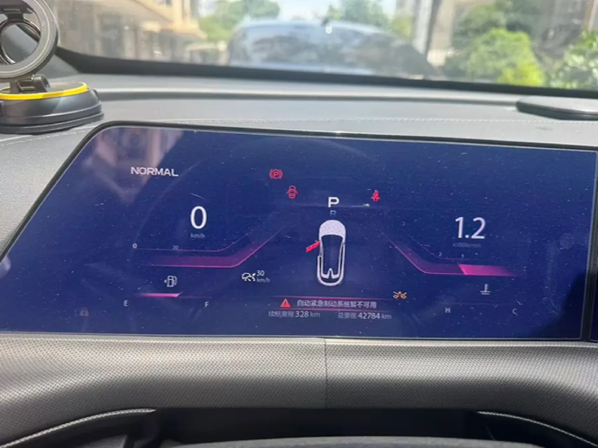 2020 ChangAn UNI-T 1.5T 180HP L4 7DCT,autocango,china used car exporter,china ev exporter,chinese used car exporter,chinese used ev exporter