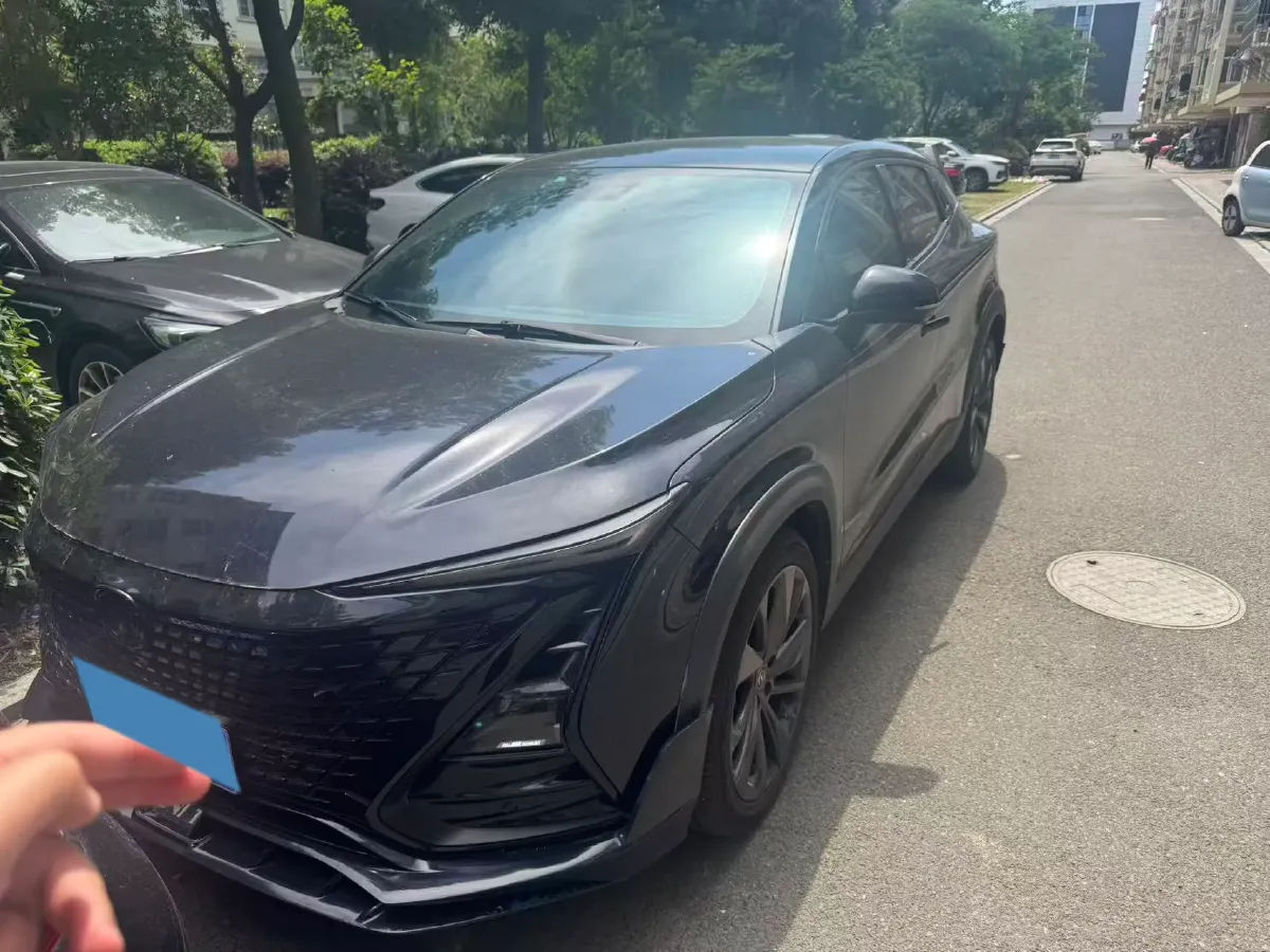 2020 ChangAn UNI-T 1.5T 180HP L4 7DCT,autocango,china used car exporter,china ev exporter,chinese used car exporter,chinese used ev exporter