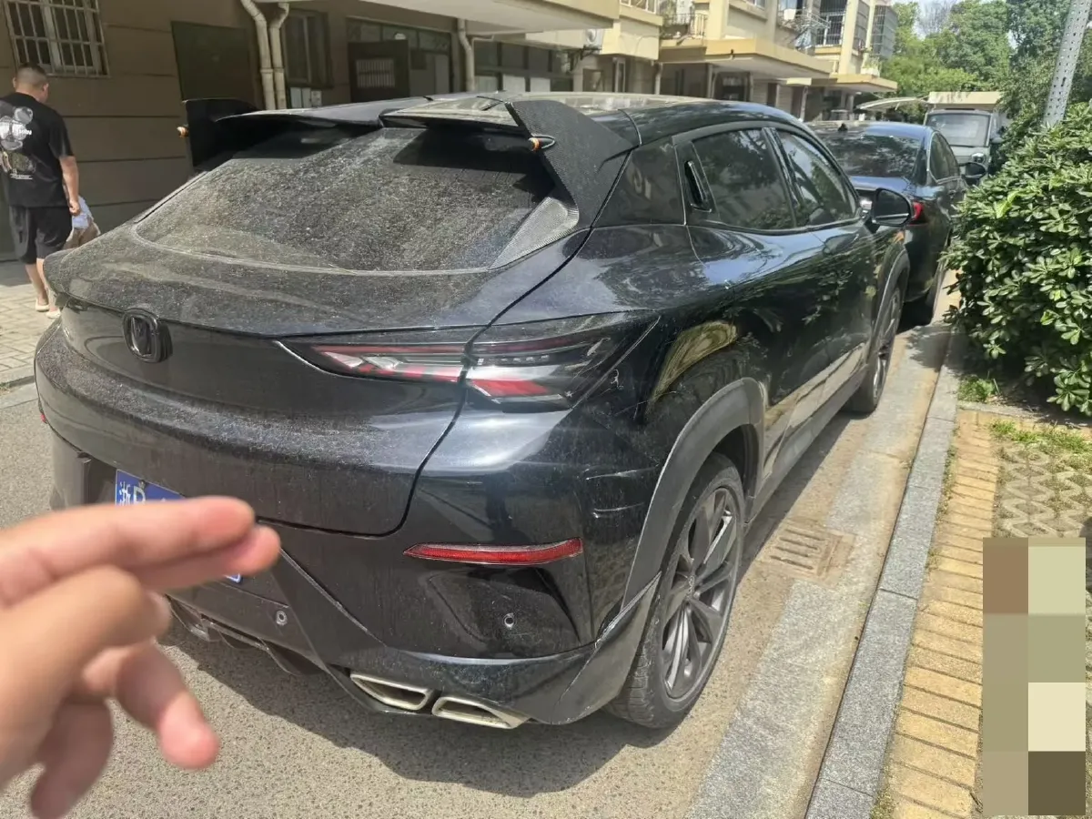 2020 ChangAn UNI-T 1.5T 180HP L4 7DCT,autocango,china used car exporter,china ev exporter,chinese used car exporter,chinese used ev exporter
