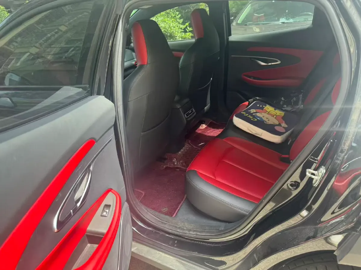 2020 ChangAn UNI-T 1.5T 180HP L4 7DCT,autocango,china used car exporter,china ev exporter,chinese used car exporter,chinese used ev exporter