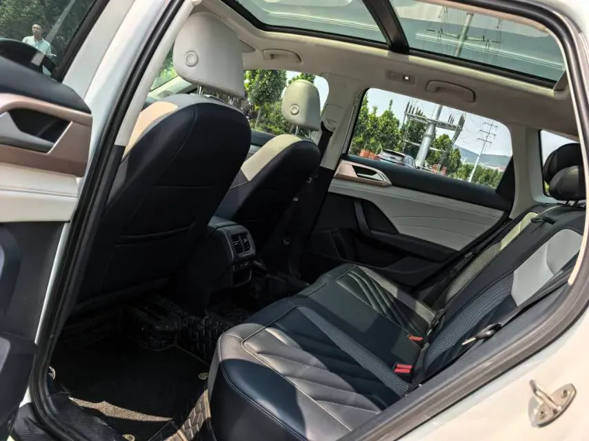 2023 Volkswagen Tharu 1.5T 160HP L4 7DCT,autocango,china used car exporter,china ev exporter,chinese used car exporter,chinese used ev exporter