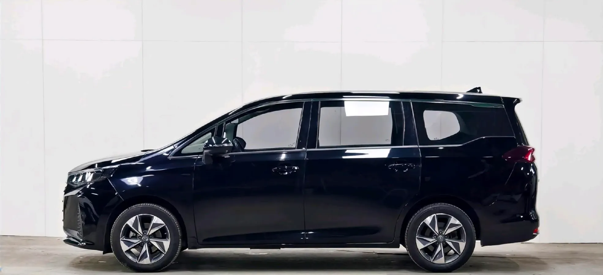 2021 GAC Trumpchi M6 1.5T 169HP L4 6AT,autocango,china used car exporter,china ev exporter,chinese used car exporter,chinese used ev exporter