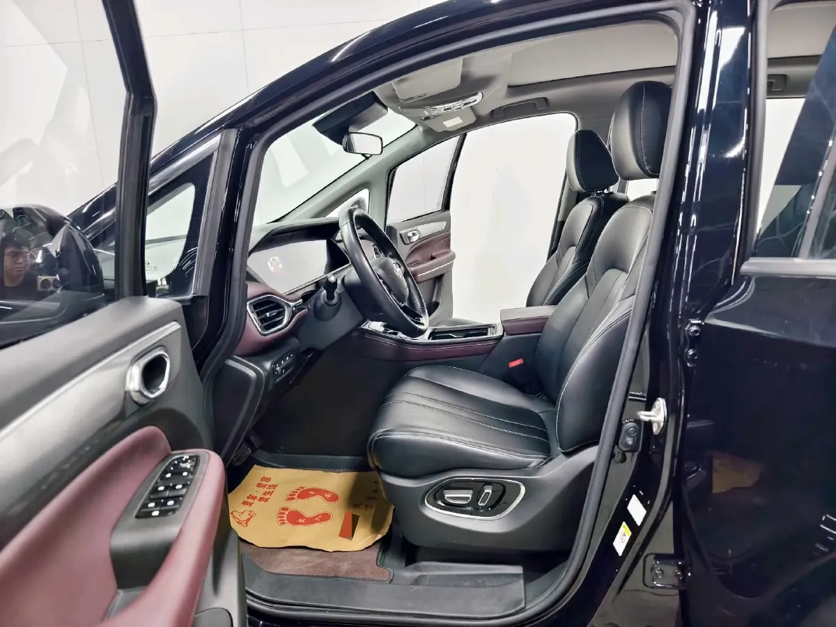 2021 GAC Trumpchi M6 1.5T 169HP L4 6AT,autocango,china used car exporter,china ev exporter,chinese used car exporter,chinese used ev exporter