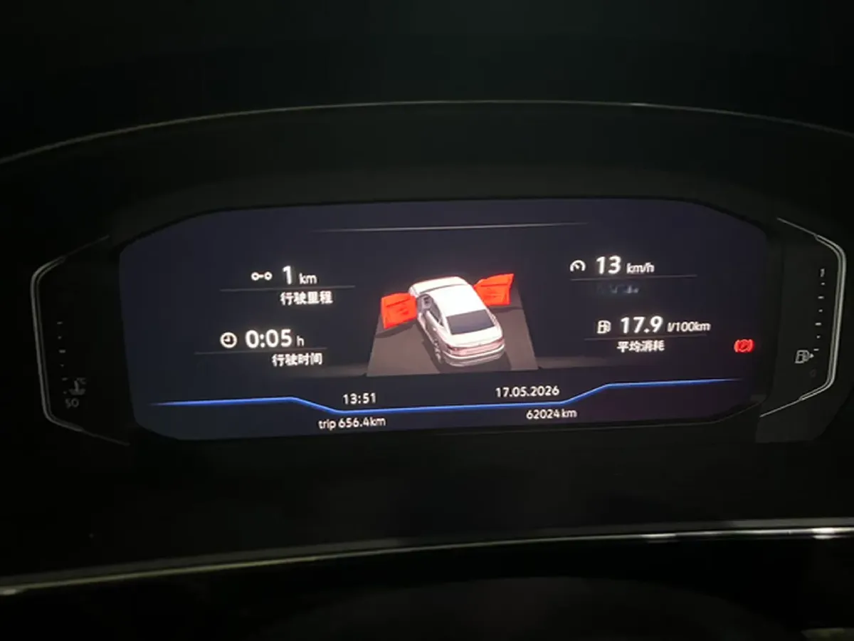 2019 Volvo V40 1.5T 152HP L4 6AT,autocango,china used car exporter,china ev exporter,chinese used car exporter,chinese used ev exporter