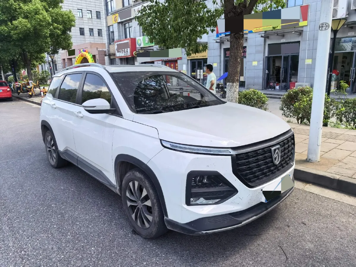 2021 BaoJun 530 1.5T 147HP L4 CVT,autocango,china used car exporter,china ev exporter,chinese used car exporter,chinese used ev exporter