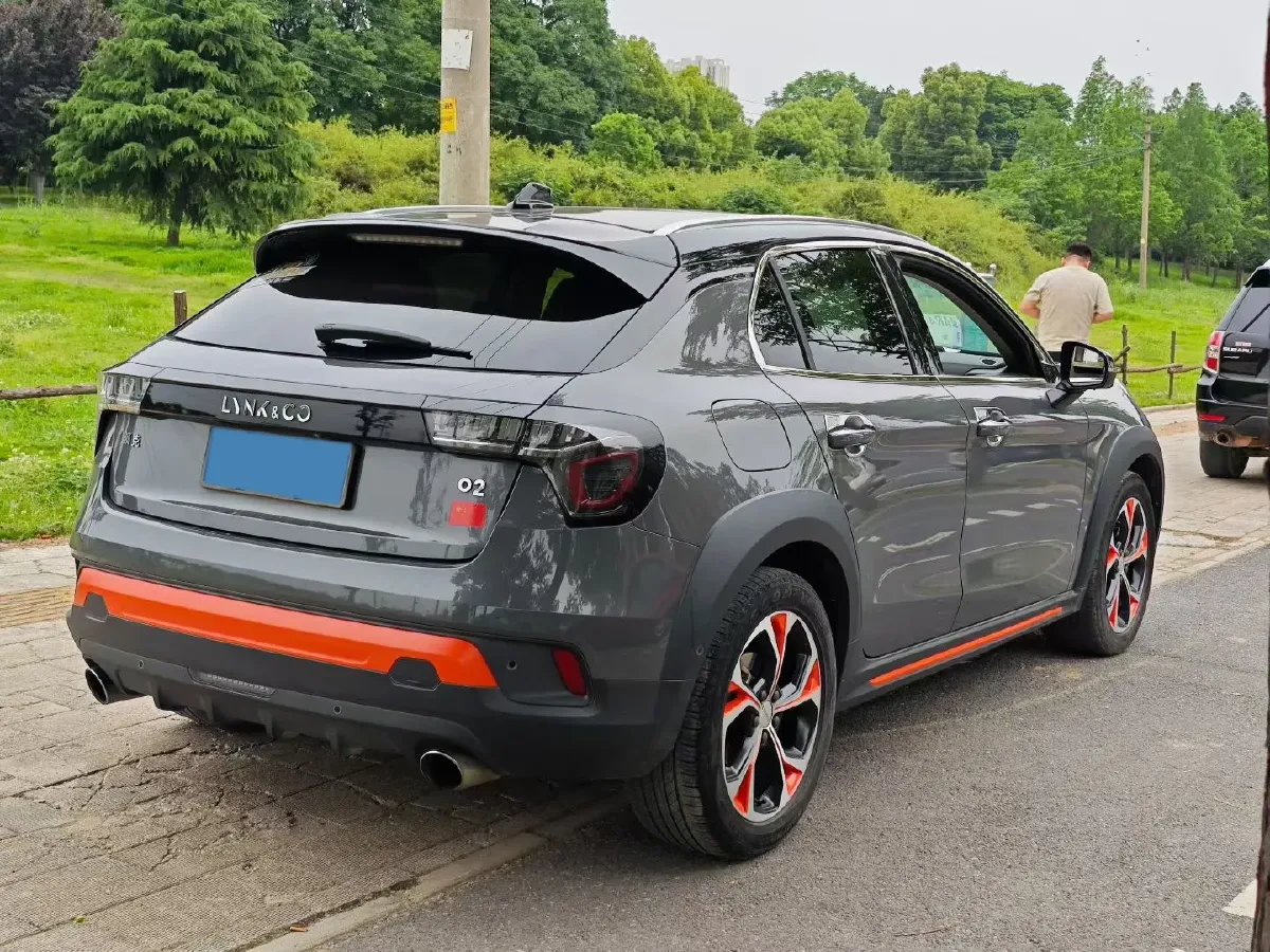2018 Toyota C-HR 2.0L 171HP L4 CVT,autocango,china used car exporter,china ev exporter,chinese used car exporter,chinese used ev exporter