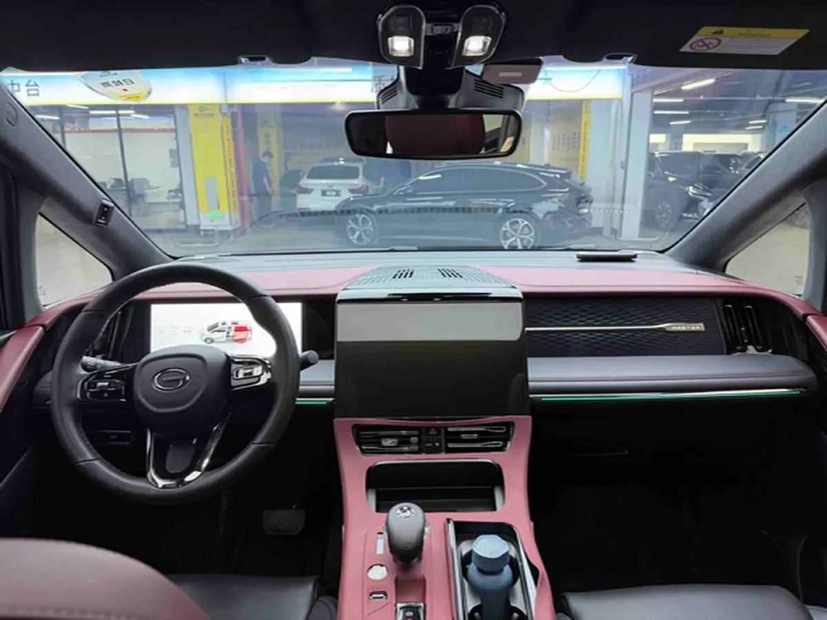 2023 GAC Trumpchi M8 2.0T 252HP L4 8AT,autocango,china used car exporter,china ev exporter,chinese used car exporter,chinese used ev exporter