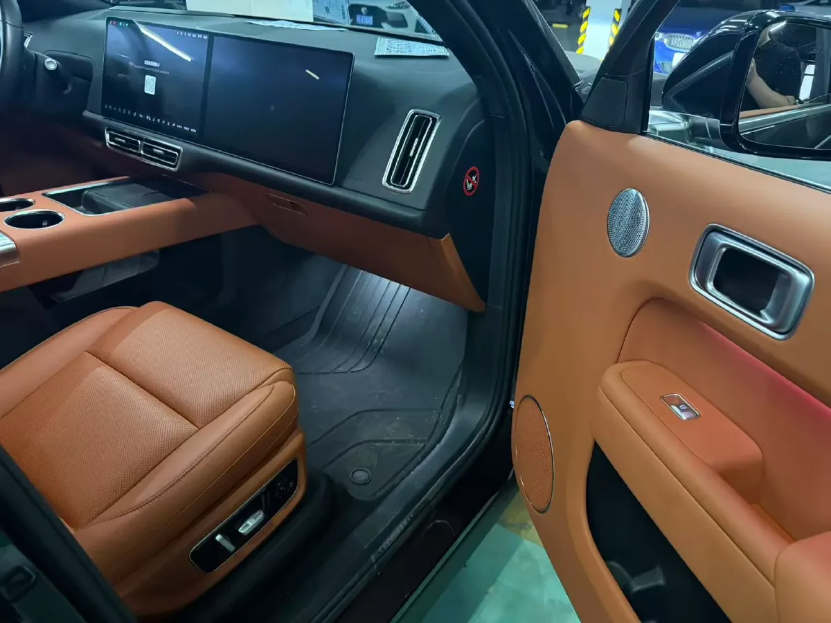 2022 Li L9 Range Extended 154HP REEV 42.6KWH,autocango,china used car exporter,china ev exporter,chinese used car exporter,chinese used ev exporter