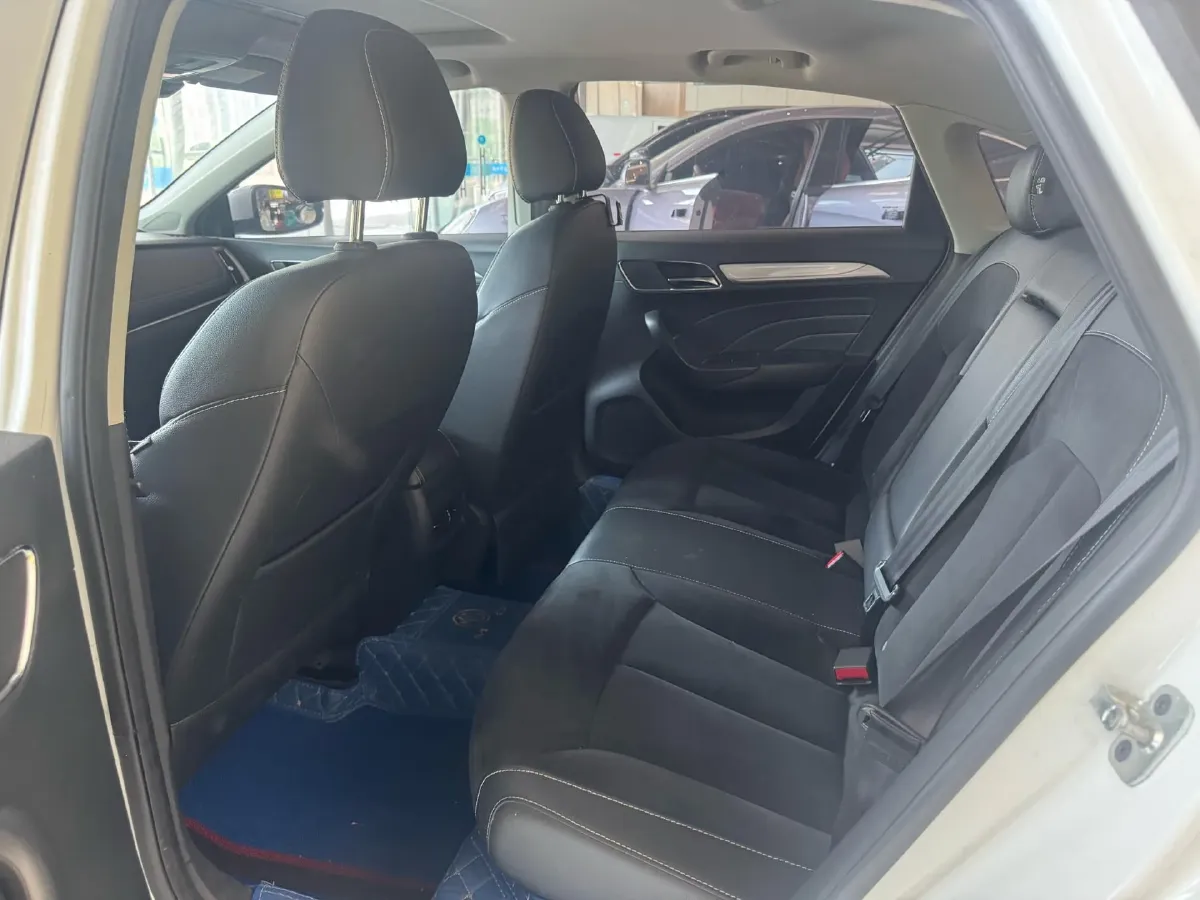 2017 Roewe i6 1.0T 125HP L3 2AT PHEV,autocango,china used car exporter,china ev exporter,chinese used car exporter,chinese used ev exporter
