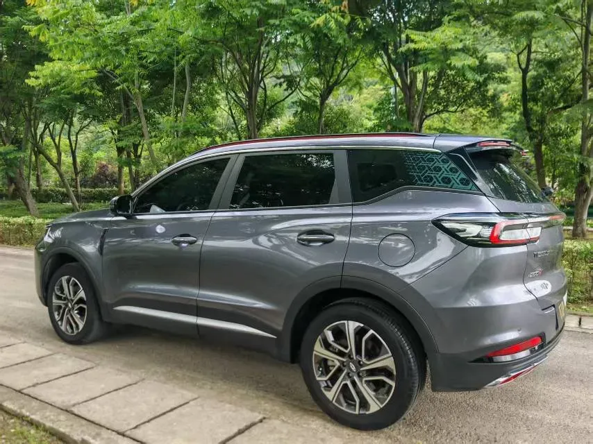 2023 Chery Tiggo 7 Plus 1.6T 197HP L4 7DCT,autocango,china used car exporter,china ev exporter,chinese used car exporter,chinese used ev exporter
