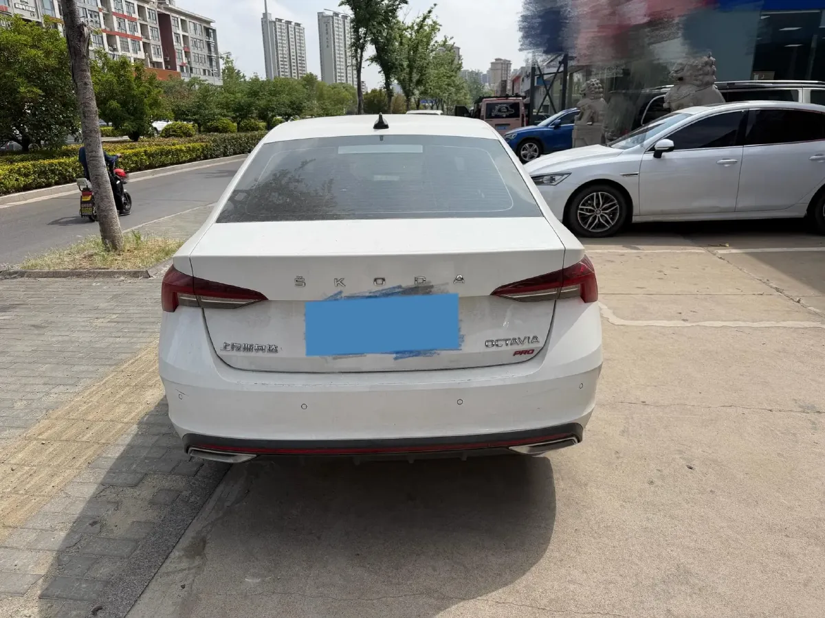 2021 Skoda Octavia 1.4T 150HP L4 7DCT,autocango,china used car exporter,china ev exporter,chinese used car exporter,chinese used ev exporter