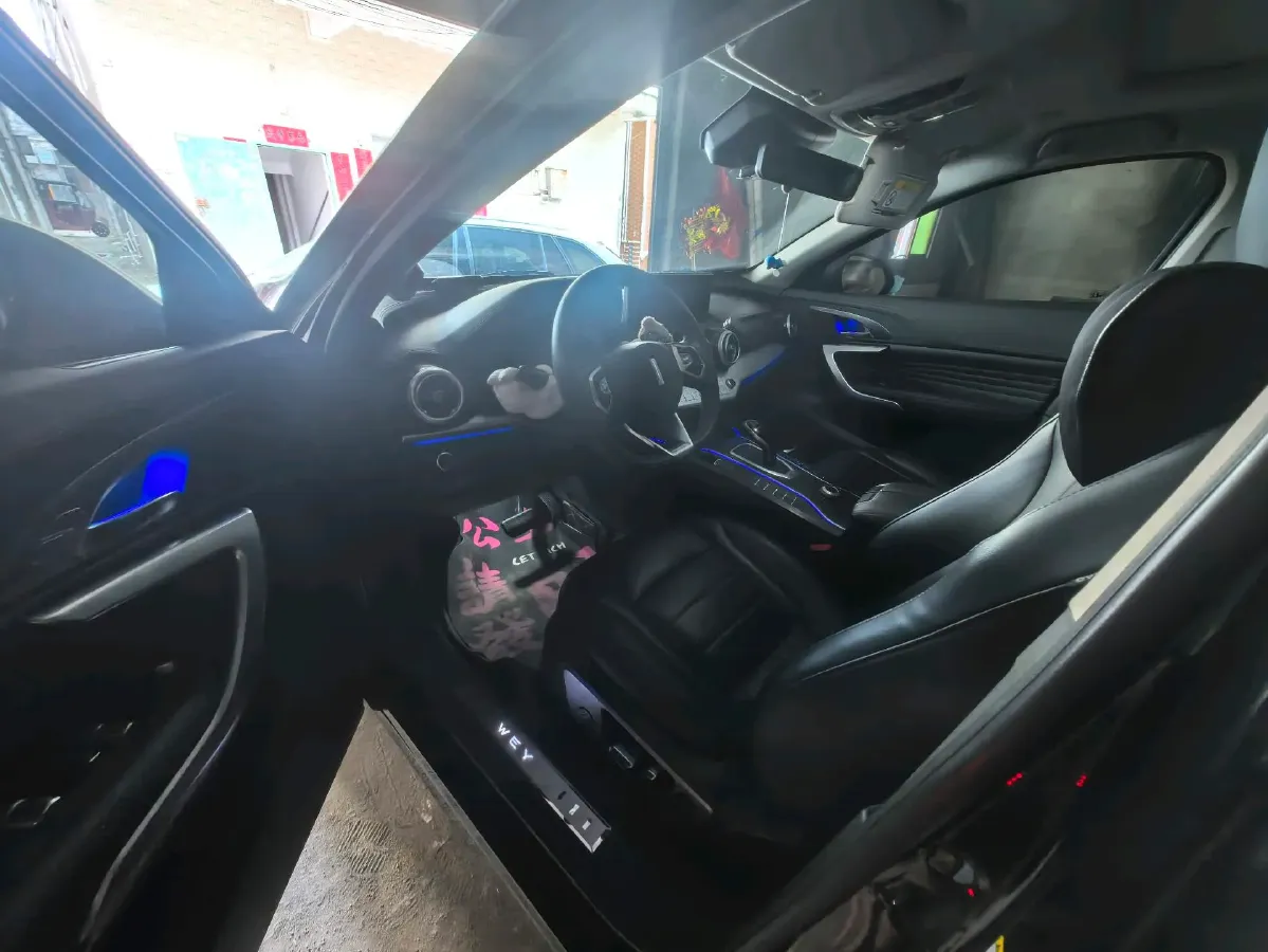 2020 WEY VV7 2.0T 227HP L4 7DCT,autocango,china used car exporter,china ev exporter,chinese used car exporter,chinese used ev exporter