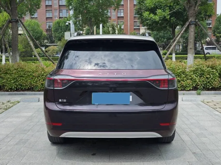 2024 AITO AITO M9 1.5T 152HP L4 REEV 42KWH,autocango,china used car exporter,china ev exporter,chinese used car exporter,chinese used ev exporter