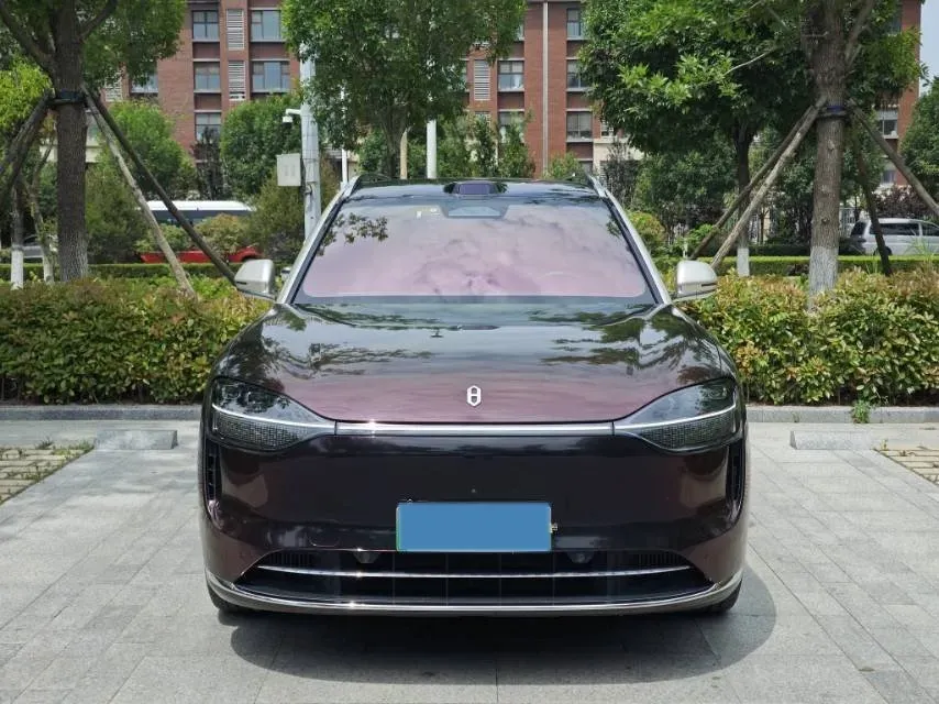 2024 AITO AITO M9 1.5T 152HP L4 REEV 42KWH,autocango,china used car exporter,china ev exporter,chinese used car exporter,chinese used ev exporter