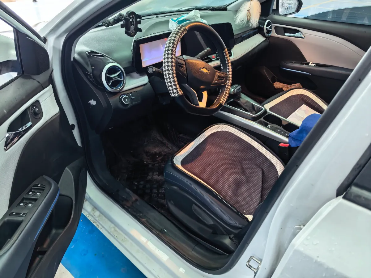 2023 Chevrolet Monza 1.5L 113HP L4 6DCT,autocango,china used car exporter,china ev exporter,chinese used car exporter,chinese used ev exporter