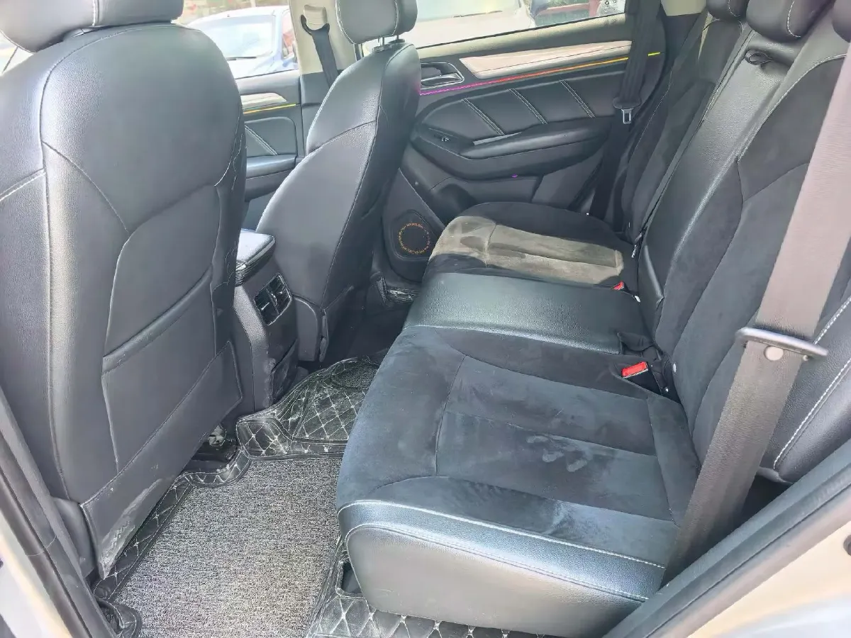 2017 Roewe RX5 1.5T 169HP L4 2AT PHEV 12KWH,autocango,china used car exporter,china ev exporter,chinese used car exporter,chinese used ev exporter