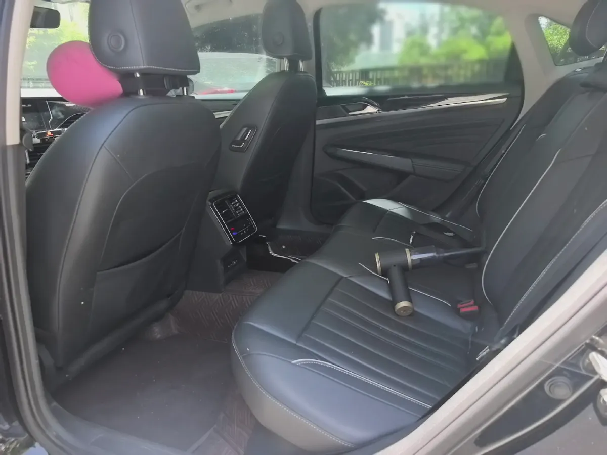 2022 Skoda Kodiak GT 2.0T 186HP L4 7DCT,autocango,china used car exporter,china ev exporter,chinese used car exporter,chinese used ev exporter
