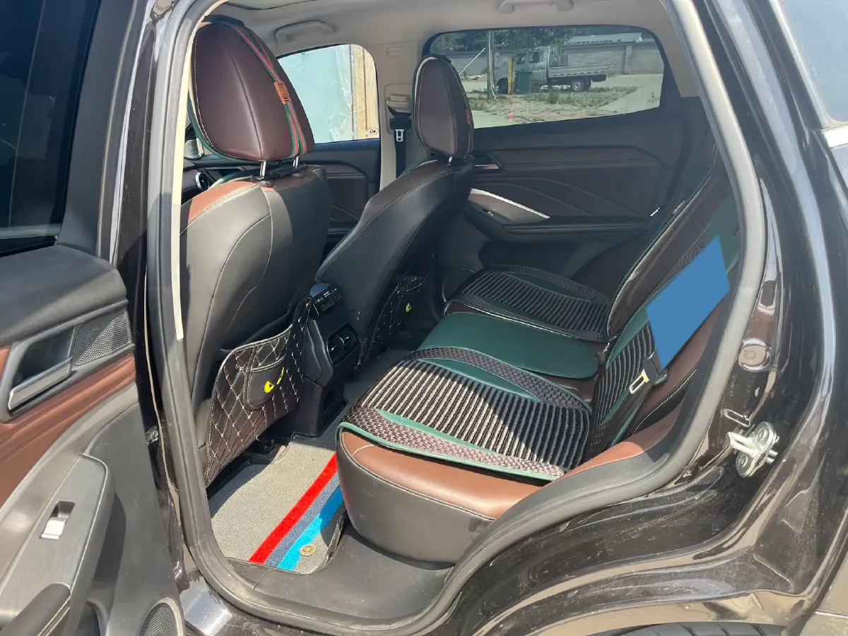 2018 WEY VV6 2.0T 197HP L4 7DCT,autocango,china used car exporter,china ev exporter,chinese used car exporter,chinese used ev exporter