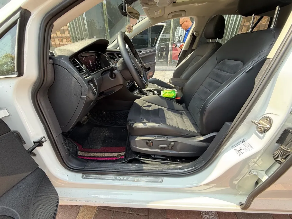 2020 Volkswagen Golf 1.4T 150HP L4 7DCT,autocango,china used car exporter,china ev exporter,chinese used car exporter,chinese used ev exporter