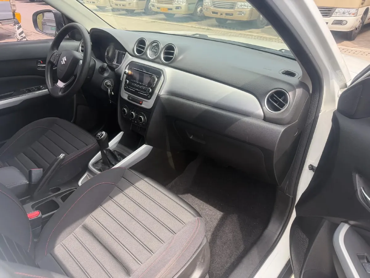 2016 Suzuki Vitara 1.6L 122HP L4 5MT,autocango,china used car exporter,china ev exporter,chinese used car exporter,chinese used ev exporter