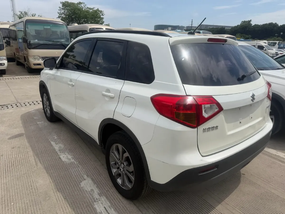 2016 Suzuki Vitara 1.6L 122HP L4 5MT,autocango,china used car exporter,china ev exporter,chinese used car exporter,chinese used ev exporter