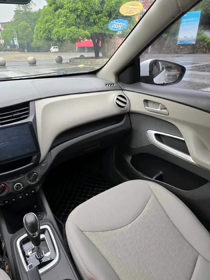 2018 Chery Tiggo 3 1.6L 126HP L4 5MT,autocango,china used car exporter,china ev exporter,chinese used car exporter,chinese used ev exporter
