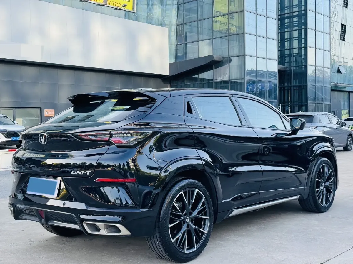 2023 ChangAn UNI-T 1.5T 188HP L4 7DCT,autocango,china used car exporter,china ev exporter,chinese used car exporter,chinese used ev exporter