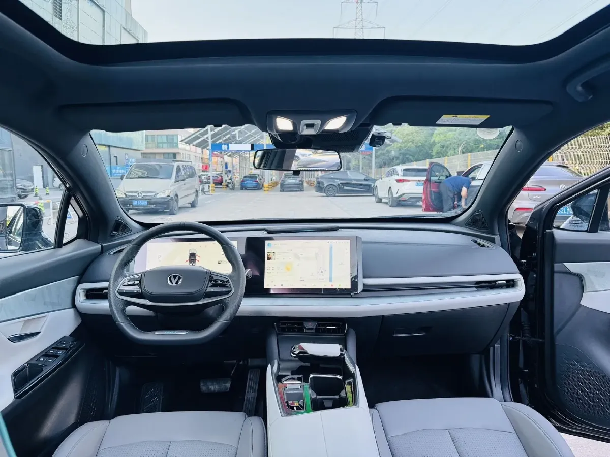 2023 ChangAn UNI-T 1.5T 188HP L4 7DCT,autocango,china used car exporter,china ev exporter,chinese used car exporter,chinese used ev exporter