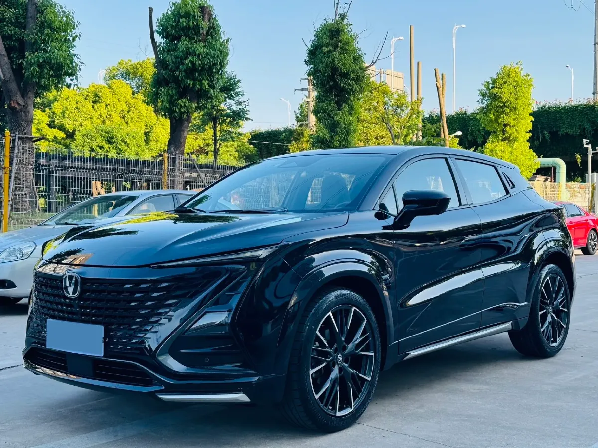 2023 ChangAn UNI-T 1.5T 188HP L4 7DCT,autocango,china used car exporter,china ev exporter,chinese used car exporter,chinese used ev exporter