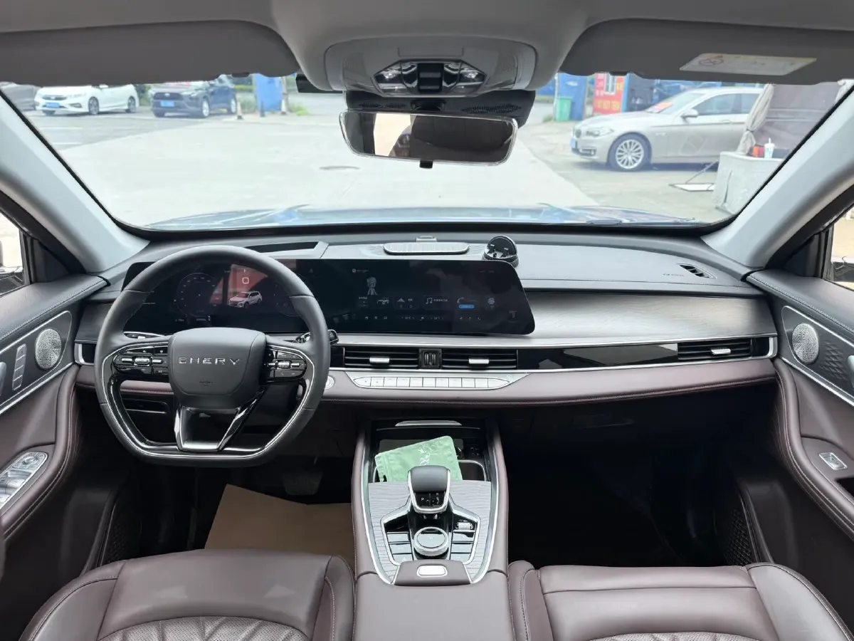2025 Chery Tiggo 8 PRO 1.6T 197HP L4 7DCT,autocango,china used car exporter,china ev exporter,chinese used car exporter,chinese used ev exporter