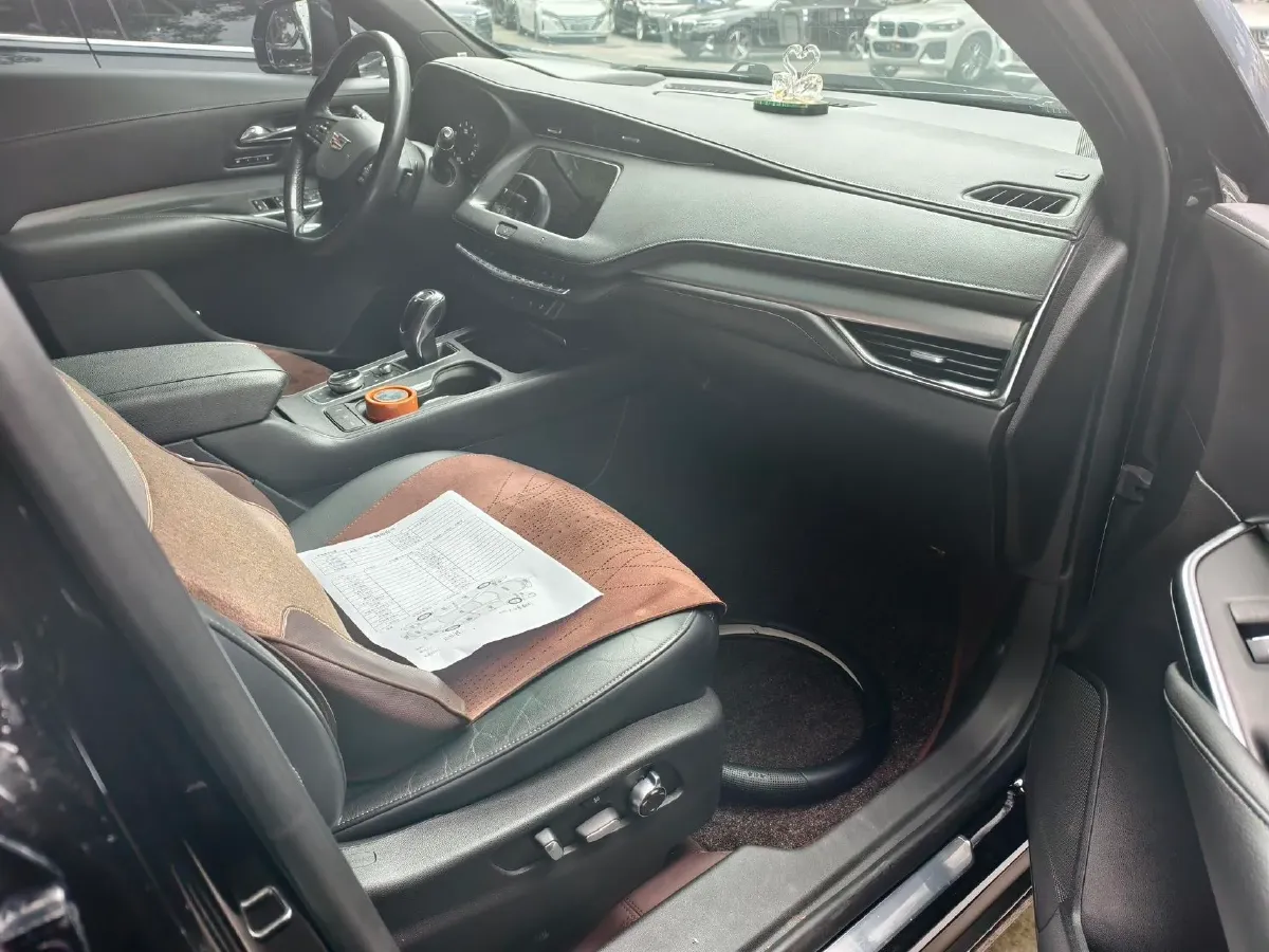 2020 Cadillac XT4 2.0T 237HP L4 9AT,autocango,china used car exporter,china ev exporter,chinese used car exporter,chinese used ev exporter