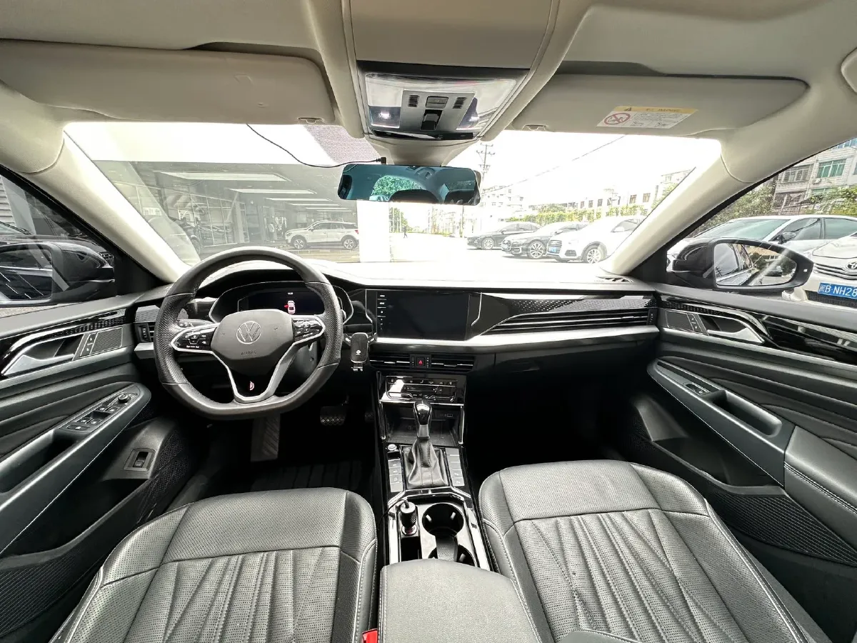 2022 Xpeng P7 BEV 60.2KWH,autocango,china used car exporter,china ev exporter,chinese used car exporter,chinese used ev exporter