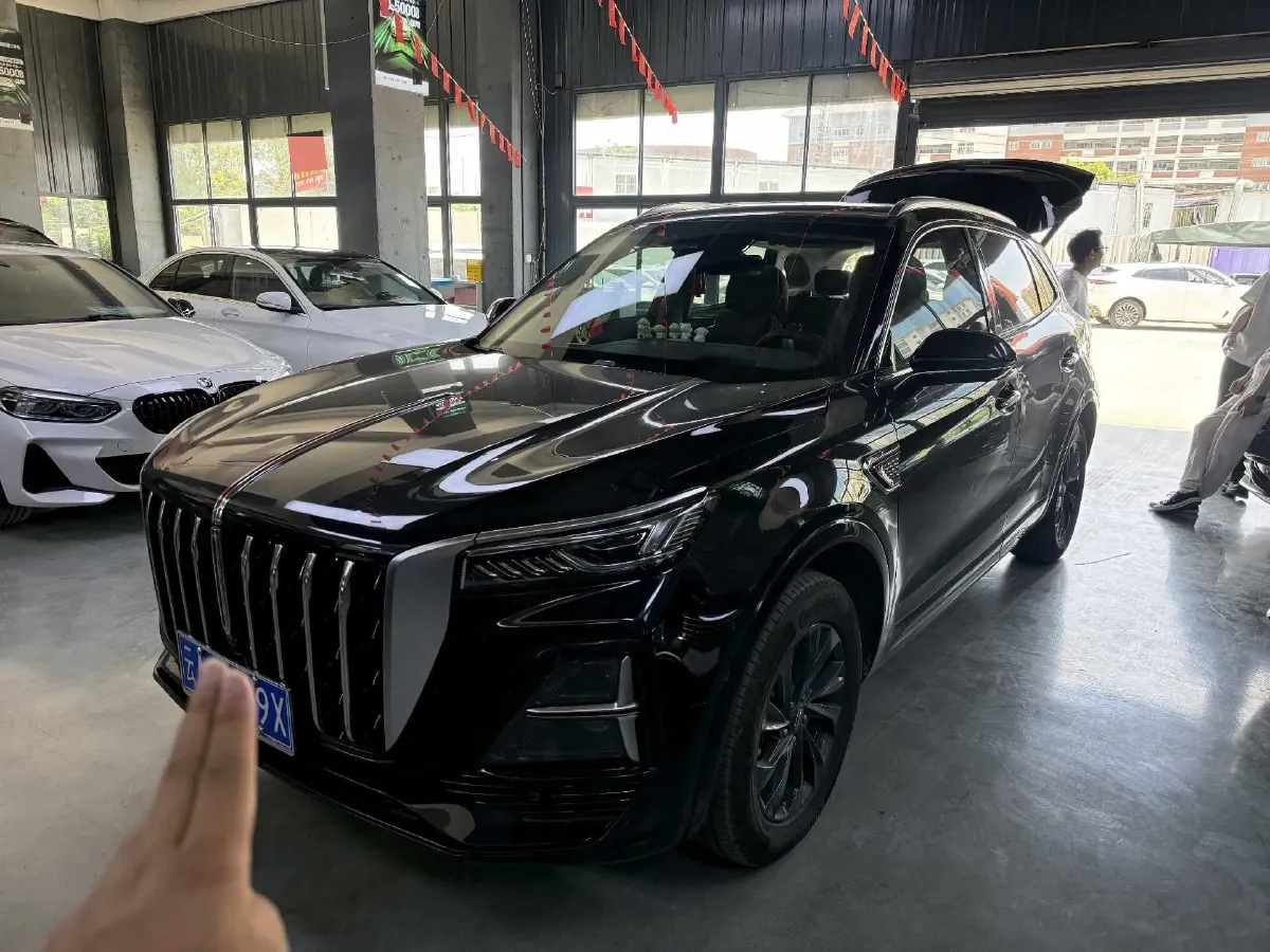 2023 HongQi HS5 2.0T 252HP L4 8AT,autocango,china used car exporter,china ev exporter,chinese used car exporter,chinese used ev exporter
