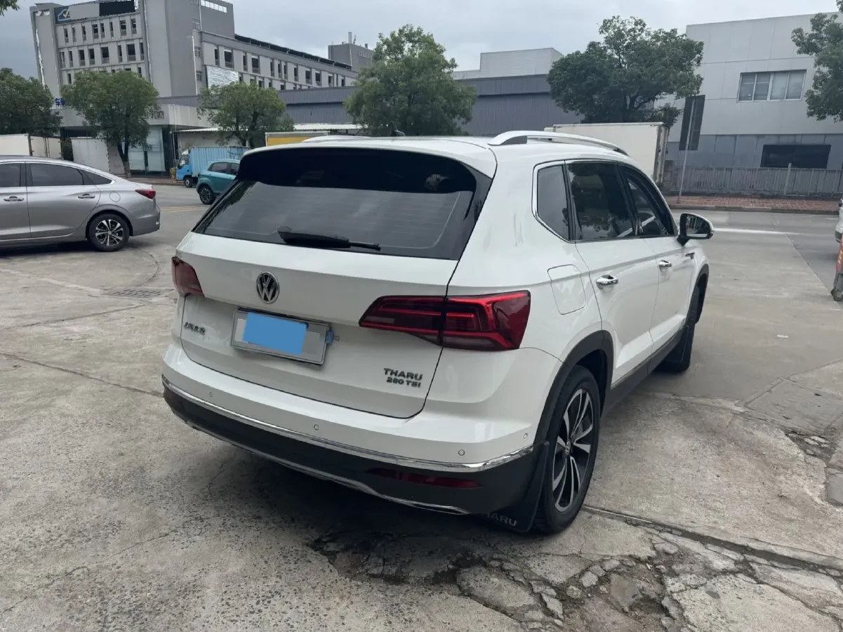 2019 MINI MINI 1.5T 102HP L3 7DCT,autocango,china used car exporter,china ev exporter,chinese used car exporter,chinese used ev exporter