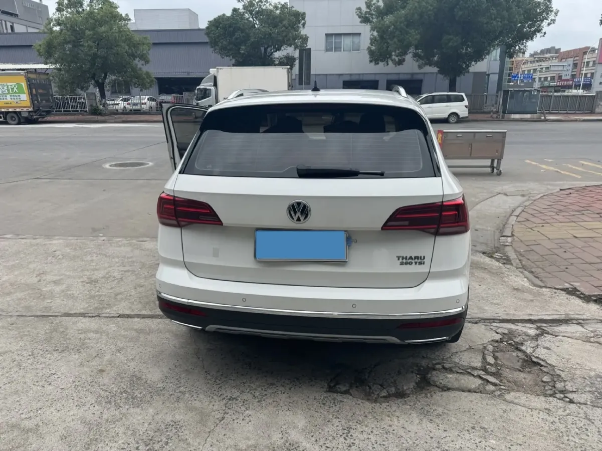 2019 MINI MINI 1.5T 102HP L3 7DCT,autocango,china used car exporter,china ev exporter,chinese used car exporter,chinese used ev exporter