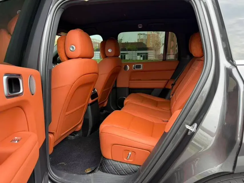 2024 Li L6 Range Extended 154HP L4 REEV 36.8KWH,autocango,china used car exporter,china ev exporter,chinese used car exporter,chinese used ev exporter