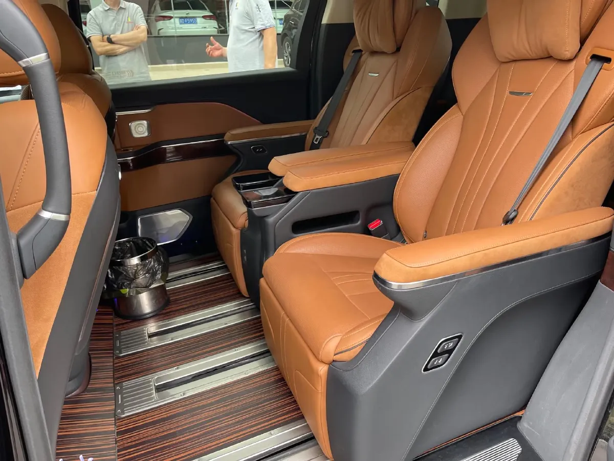 2024 HongQi HQ9 2.0T 163HP L4 1DHT PHEV 20.14KWH,autocango,china used car exporter,china ev exporter,chinese used car exporter,chinese used ev exporter