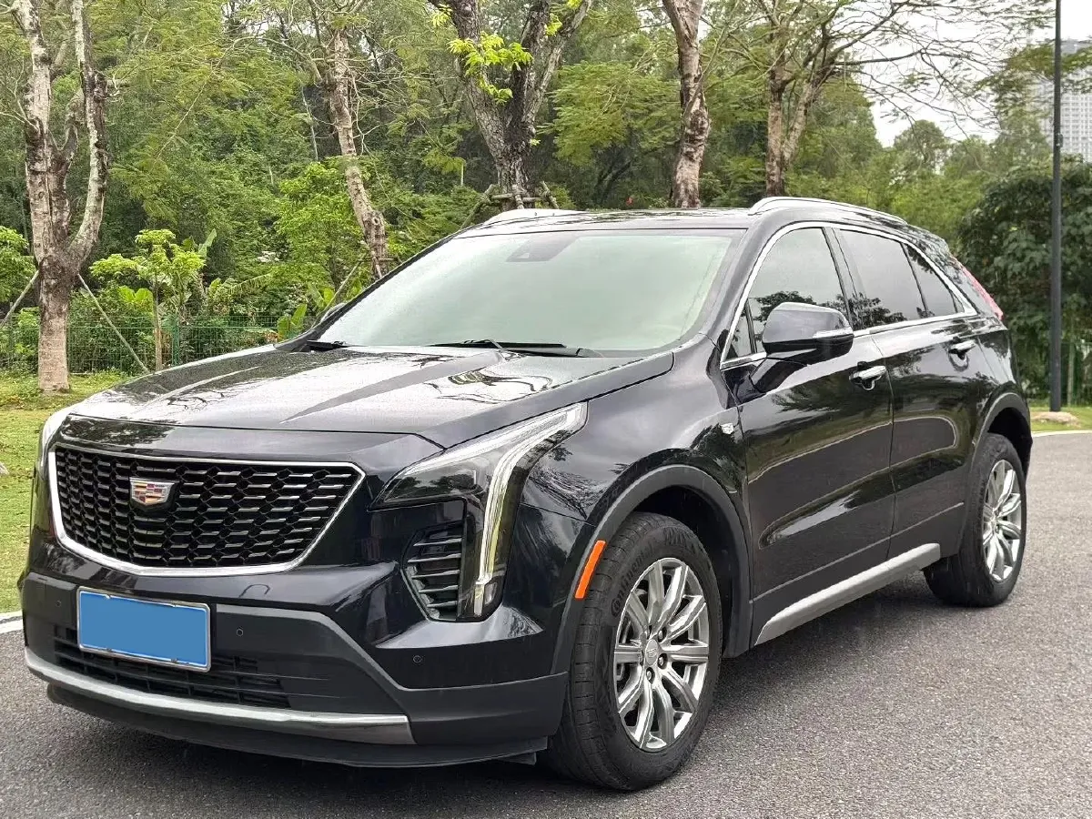 2022 Cadillac XT4 2.0T 237HP L4 9AT,autocango,china used car exporter,china ev exporter,chinese used car exporter,chinese used ev exporter
