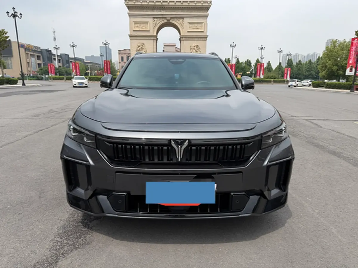 2025 Voyah FREE 1.5T 150HP L4 REEV 43KWH,autocango,china used car exporter,china ev exporter,chinese used car exporter,chinese used ev exporter